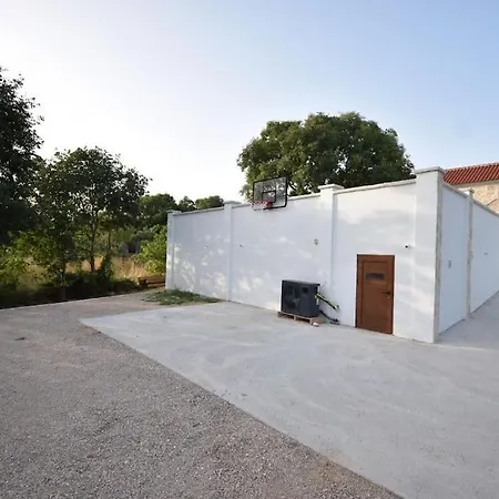 The Grandfather's Courtyard With Heated Pool